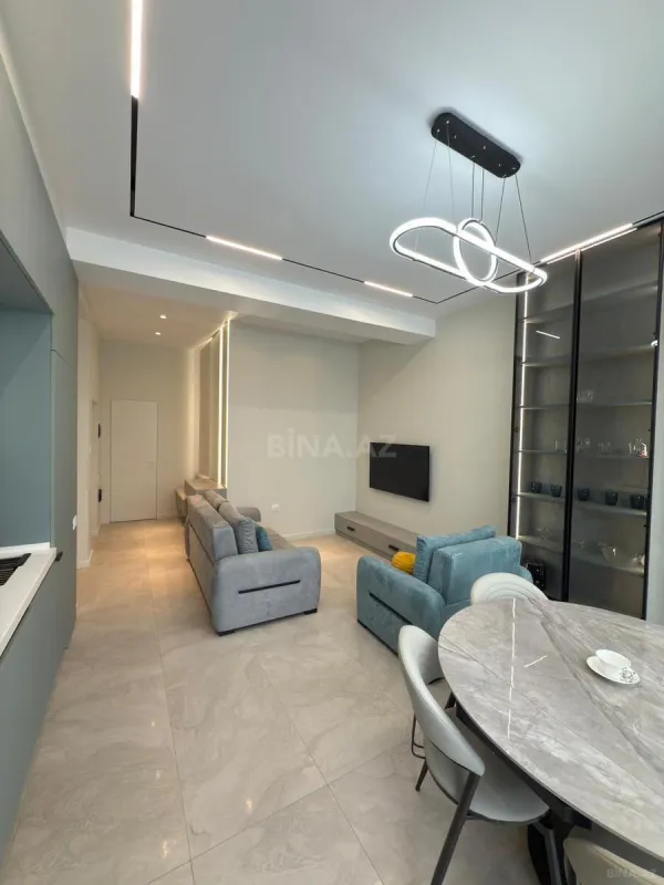 Satılır 2 otaqlı mənzil 72 m²