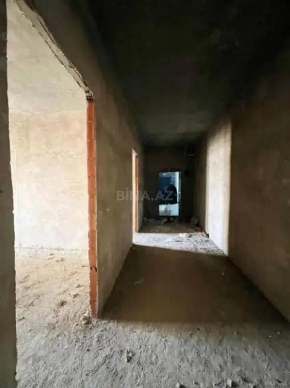 Satılır 2 otaqlı mənzil 99 m²