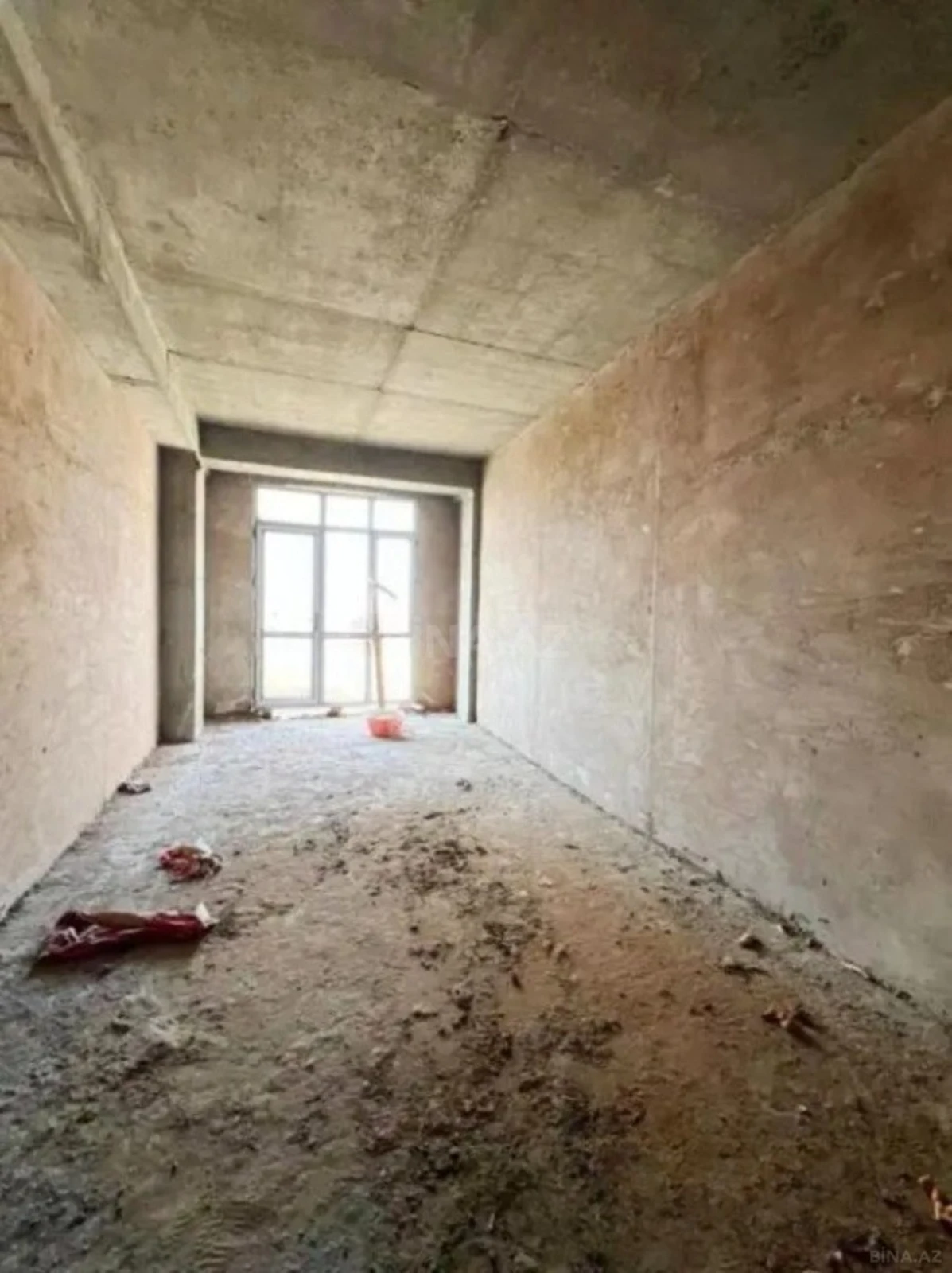 Satılır 2 otaqlı mənzil 99 m²