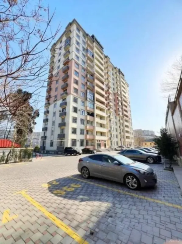 Satılır 2 otaqlı mənzil 99 m²