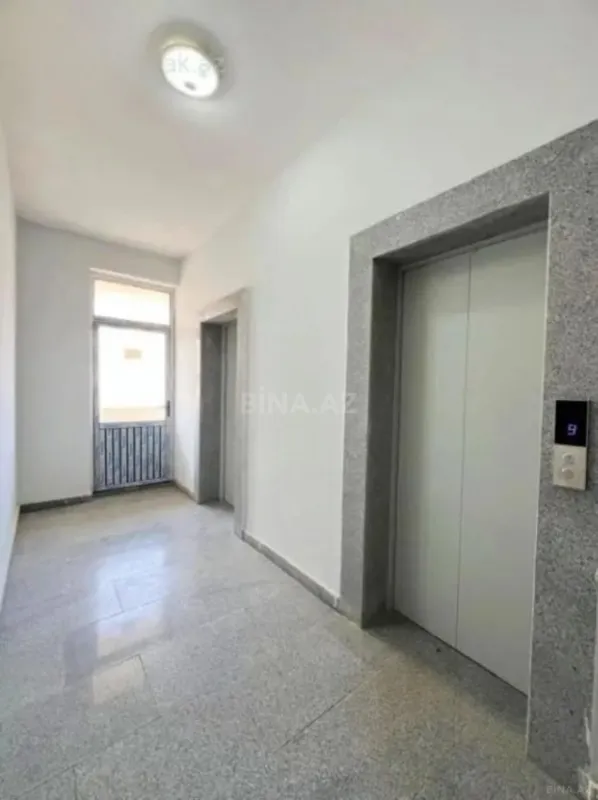 Satılır 2 otaqlı mənzil 99 m²