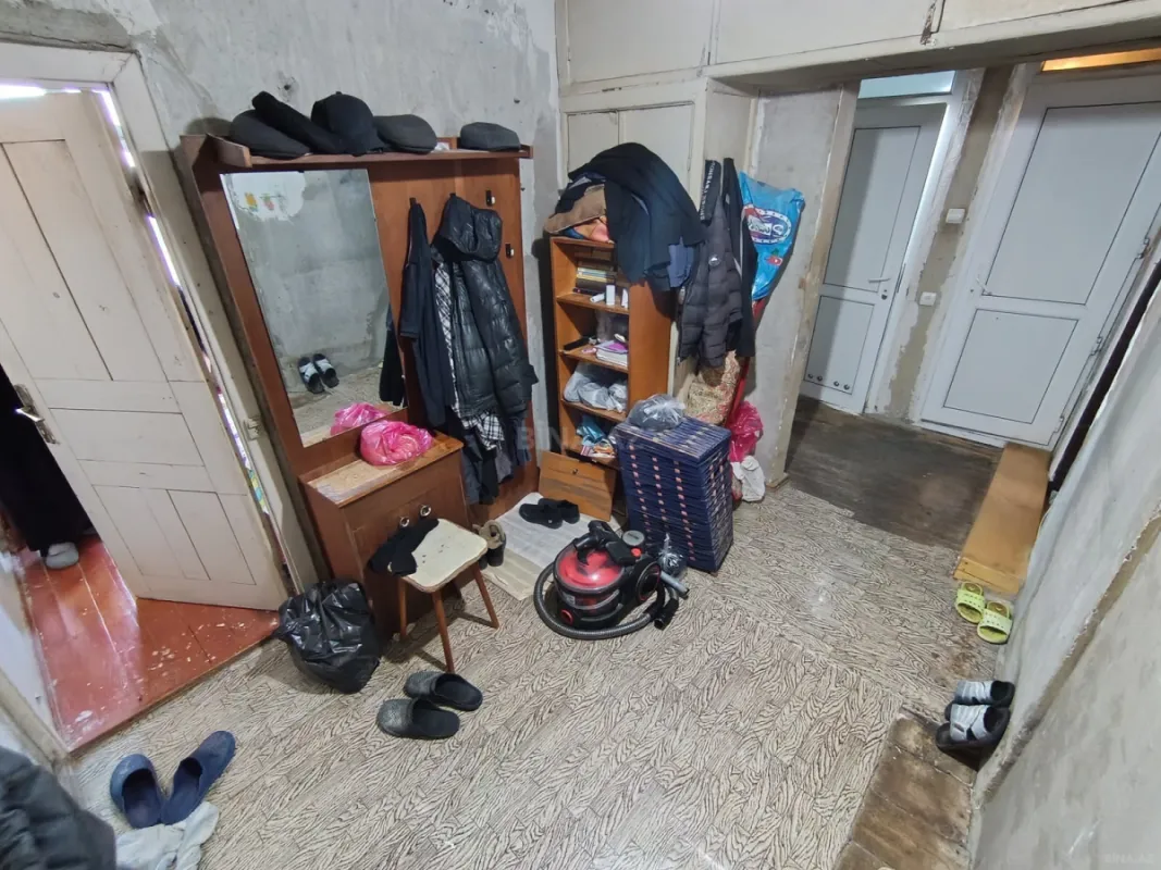 Satılır 4 otaqlı mənzil 95 m²
