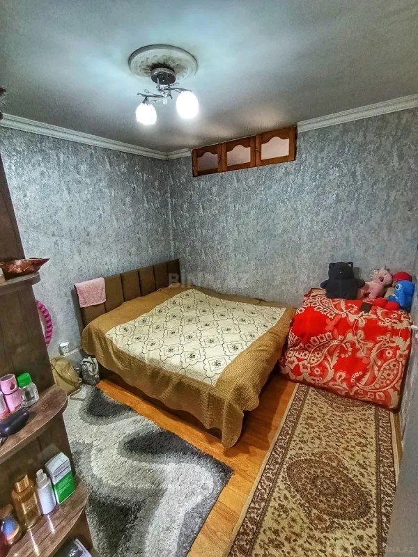 Satılır 4 otaqlı mənzil 95 m²