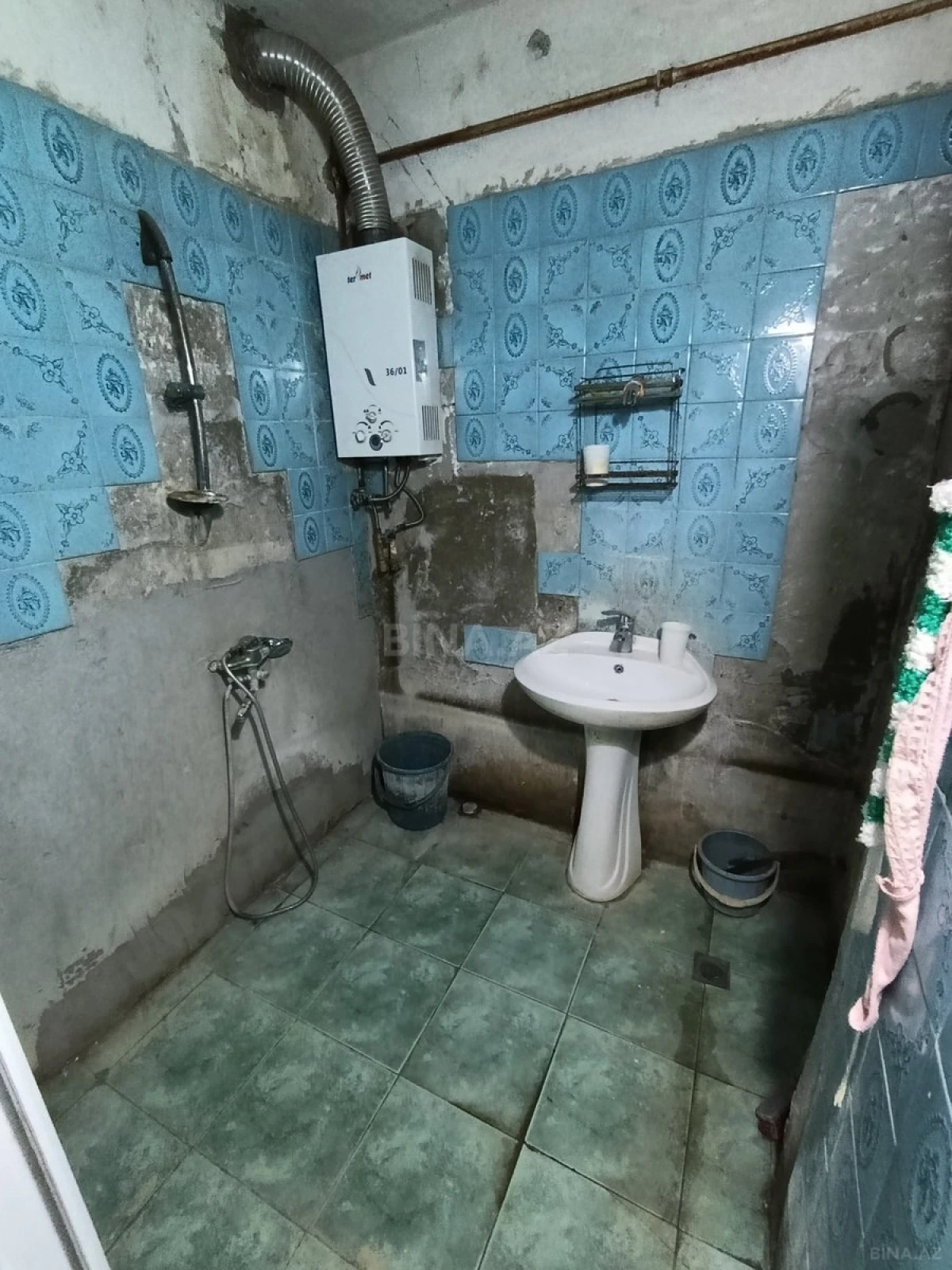 Satılır 4 otaqlı mənzil 95 m²