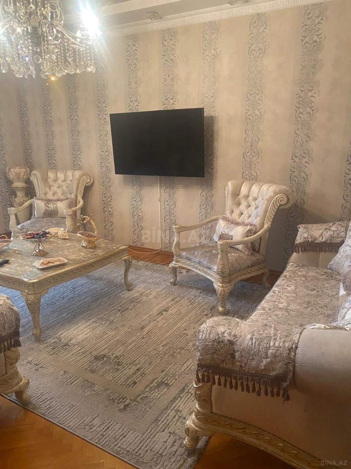 Satılır 3 otaqlı mənzil 100 m²