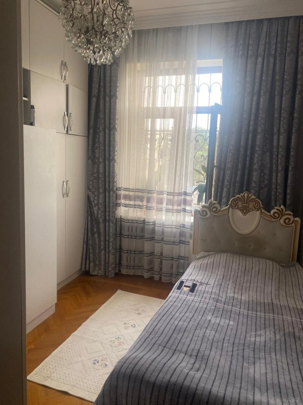 Satılır 3 otaqlı mənzil 100 m²