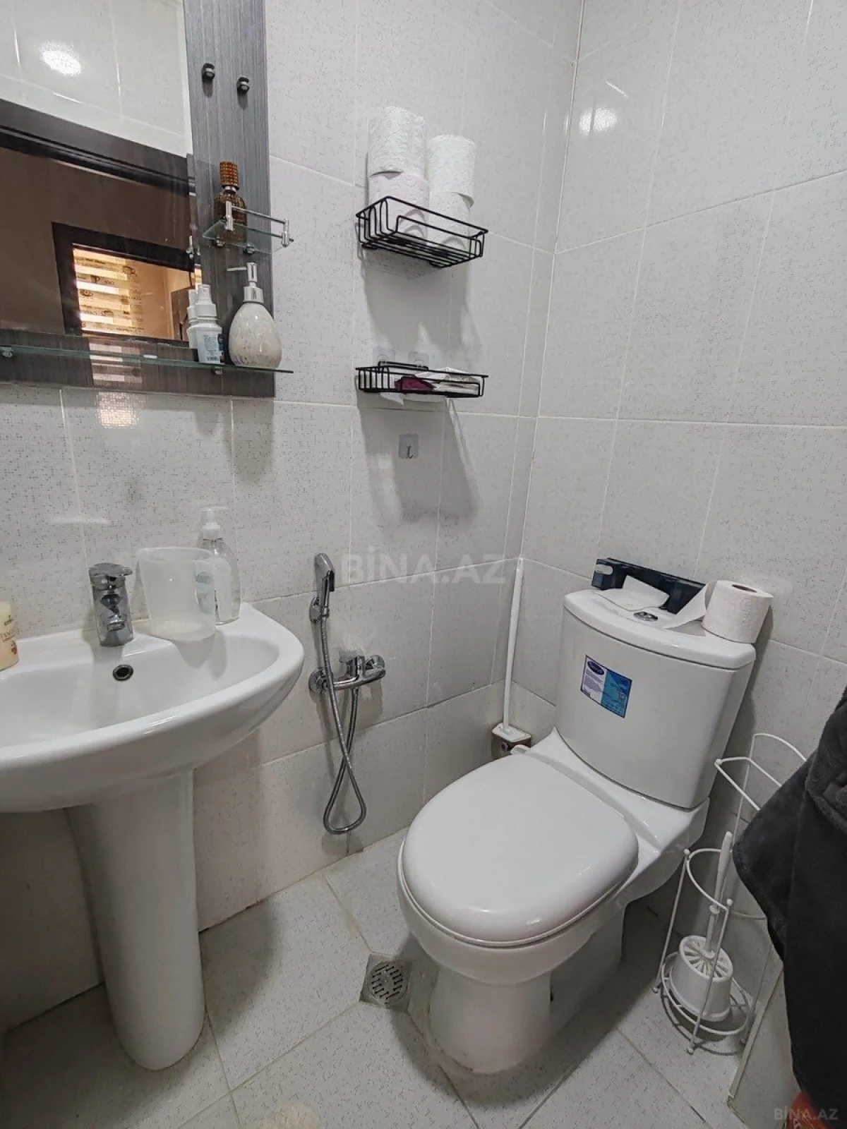 Satılır 1 otaqlı mənzil 42 m²