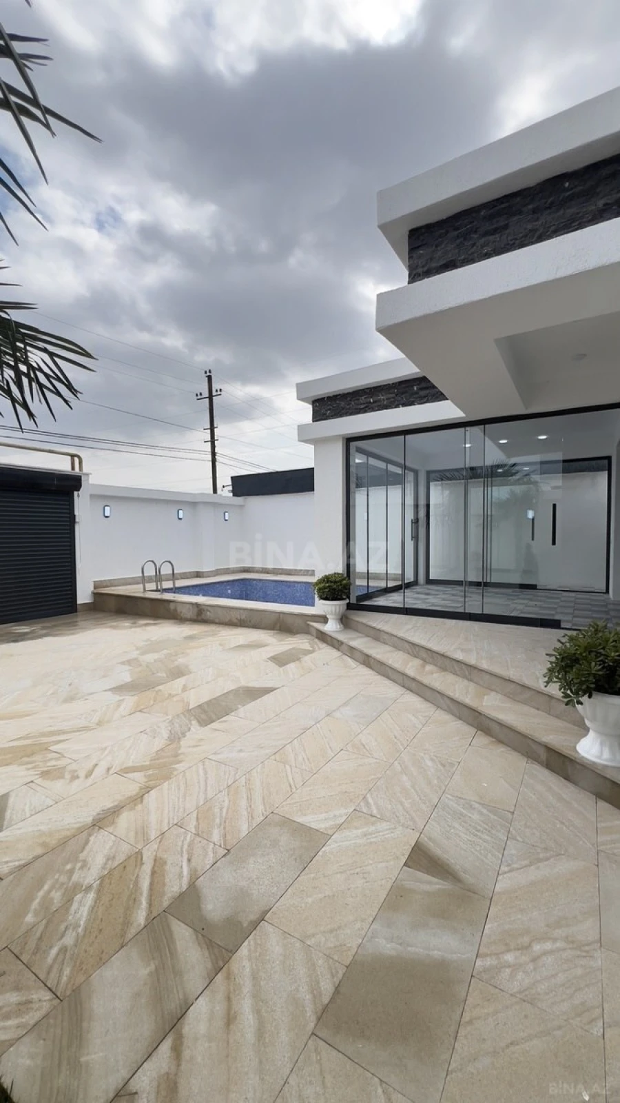 Satılır 4 otaqlı həyət evi 120 m²