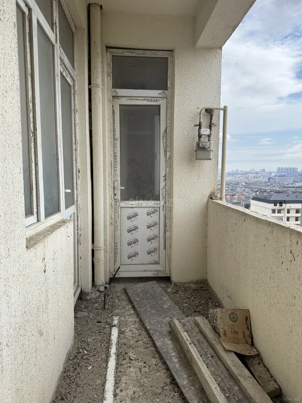 Satılır 2 otaqlı mənzil 73.4 m²