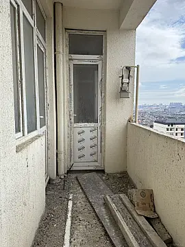 Satılır 2 otaqlı mənzil 73.4 m²