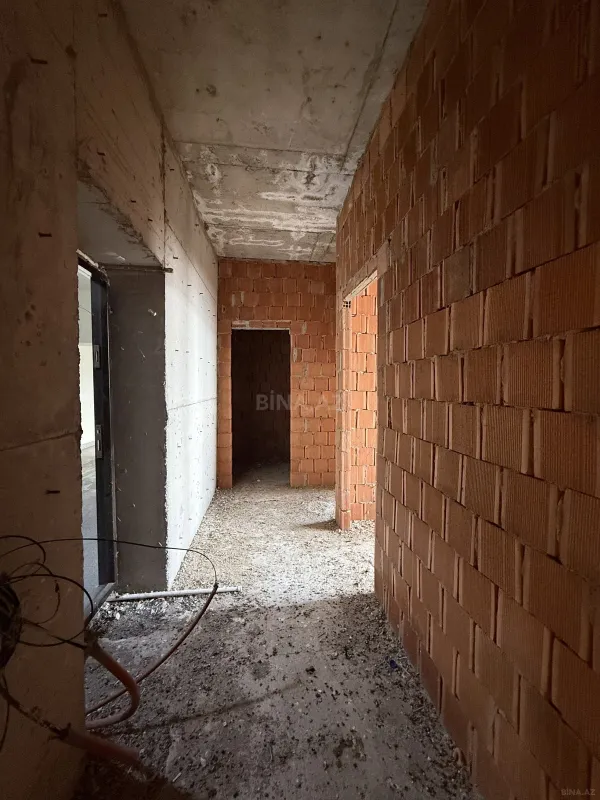 Satılır 2 otaqlı mənzil 73.4 m²