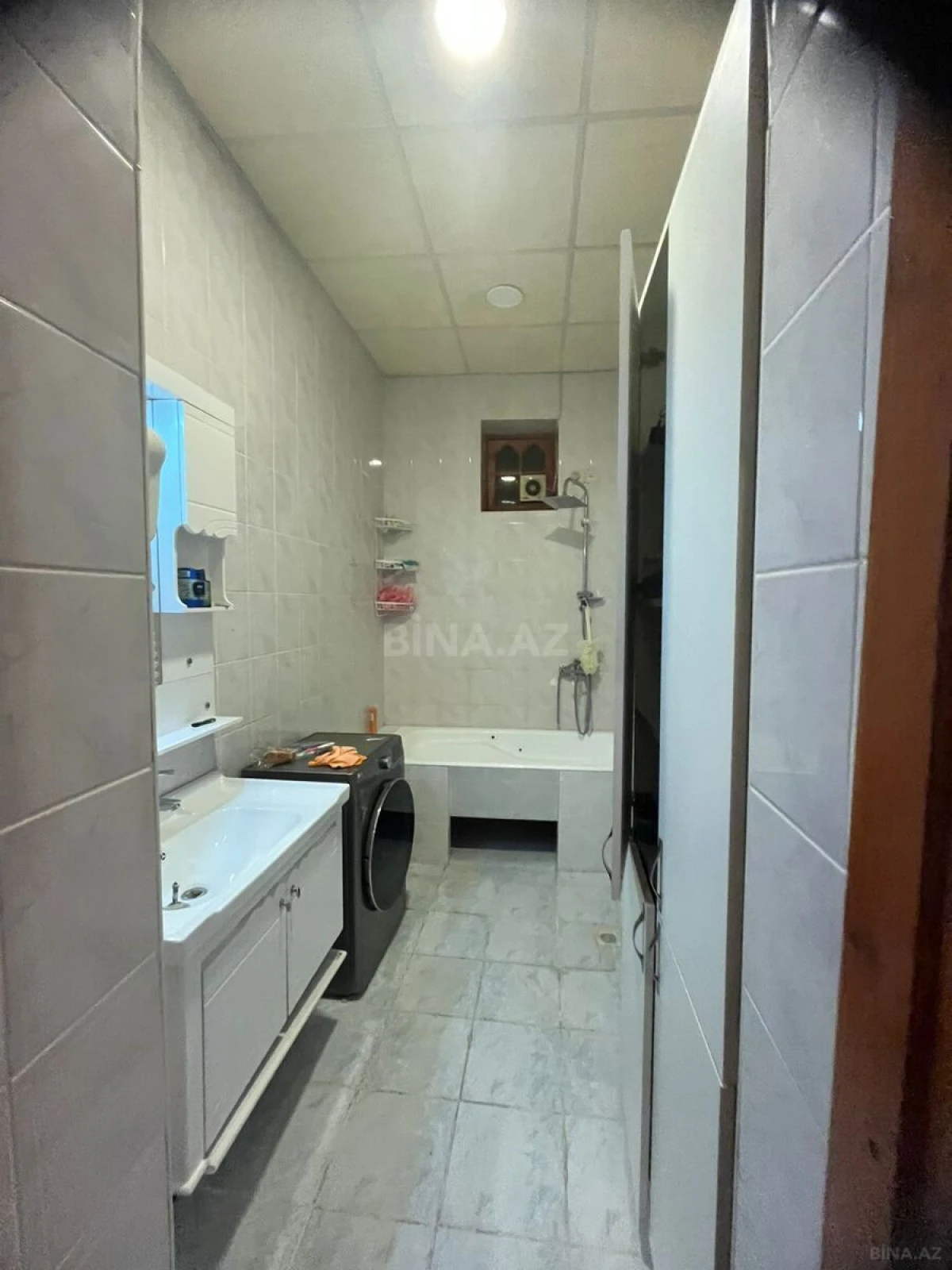 Satılır 4 otaqlı həyət evi 200 m²