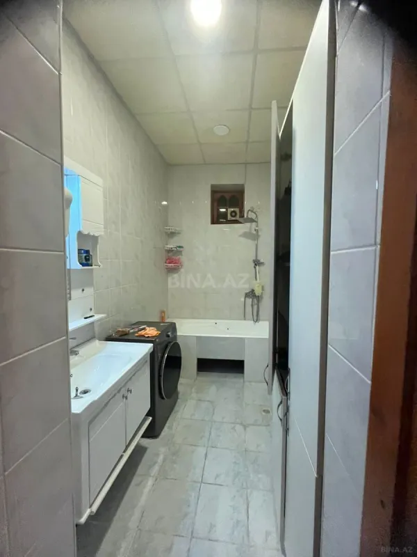 Satılır 4 otaqlı həyət evi 200 m²