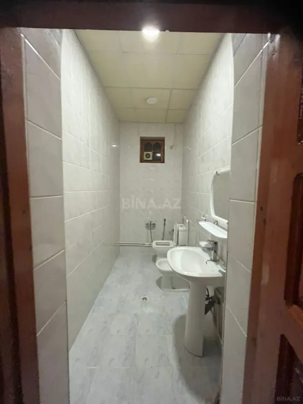 Satılır 4 otaqlı həyət evi 200 m²