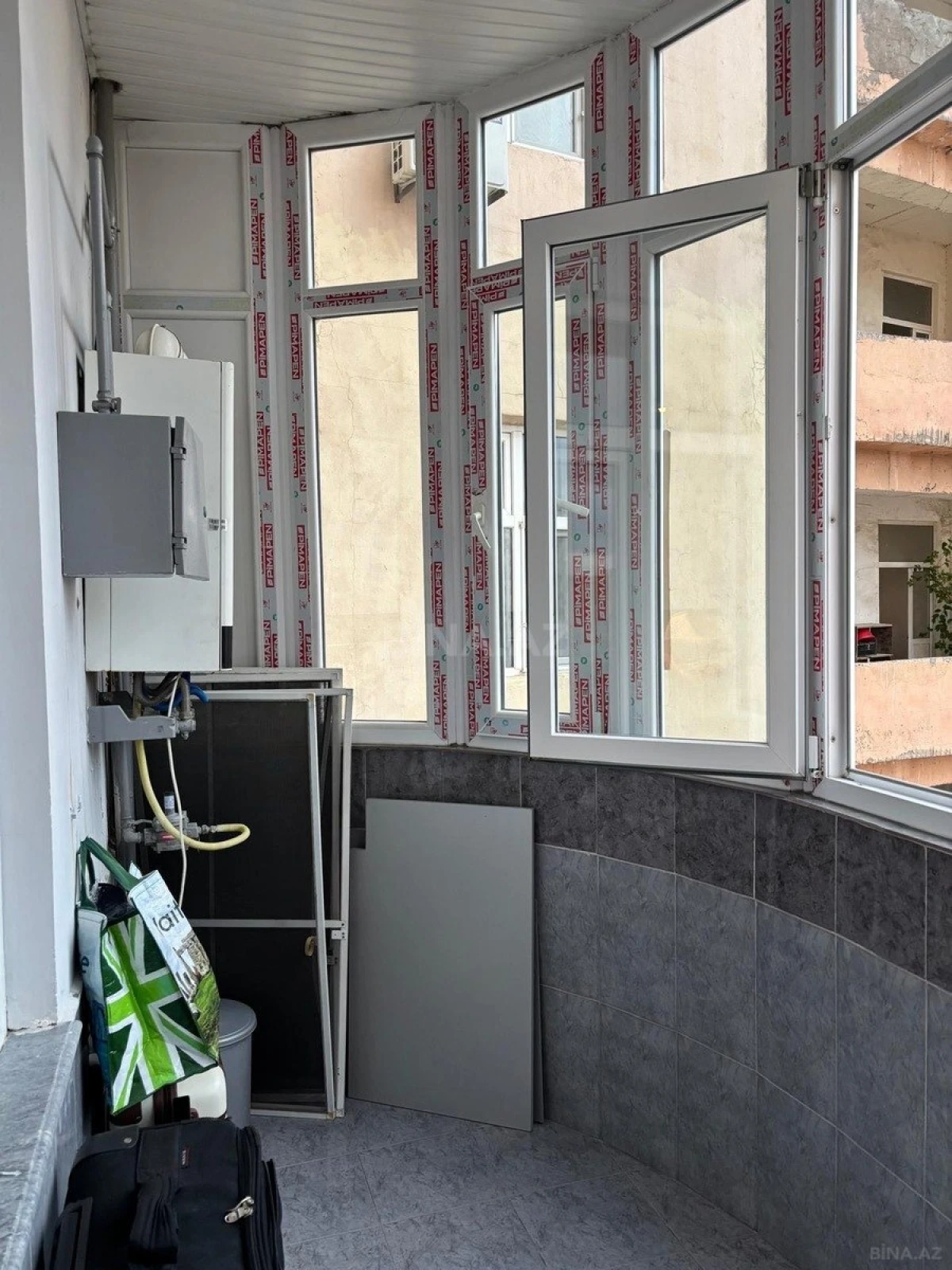 Satılır 2 otaqlı mənzil 85 m²