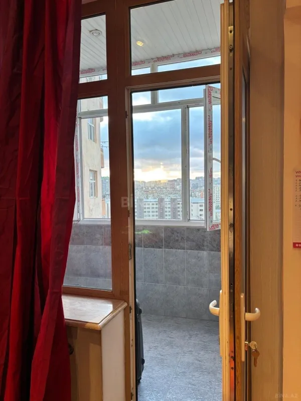 Satılır 2 otaqlı mənzil 85 m²