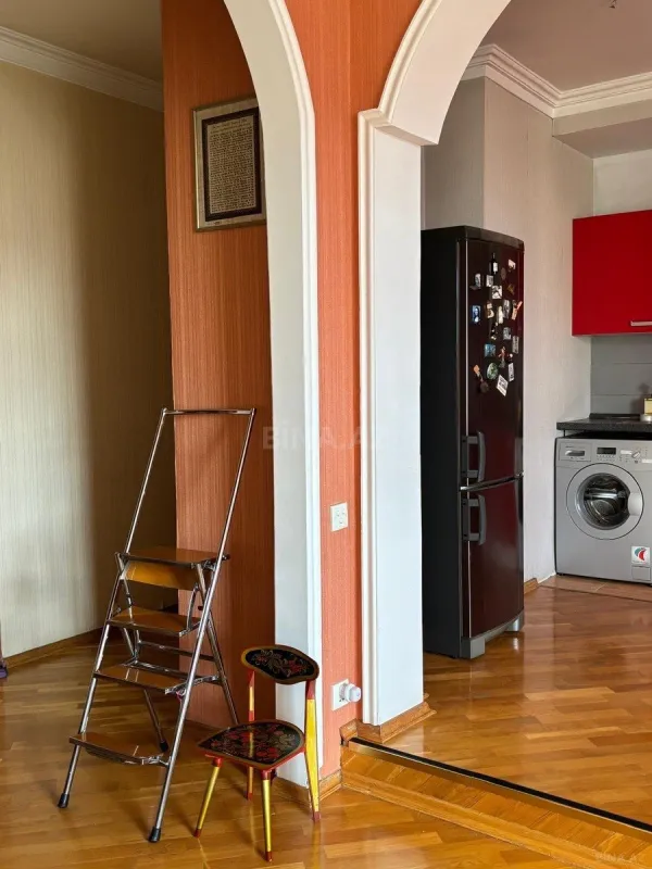 Satılır 2 otaqlı mənzil 85 m²