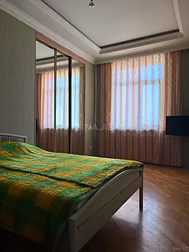 Satılır 2 otaqlı mənzil 85 m²