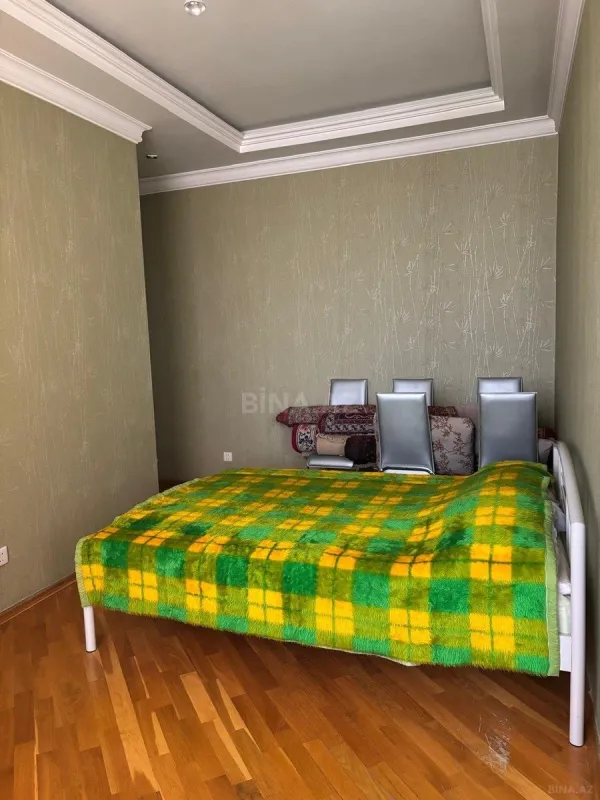 Satılır 2 otaqlı mənzil 85 m²