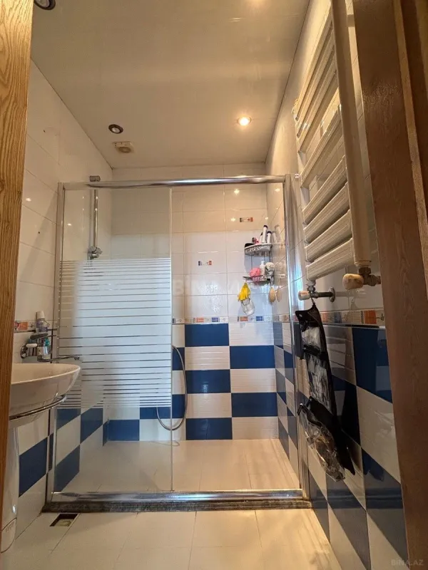 Satılır 2 otaqlı mənzil 85 m²