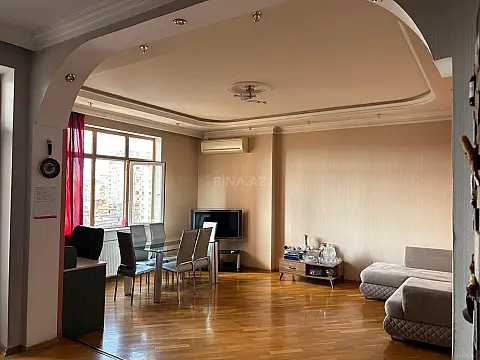 Satılır 2 otaqlı mənzil 85 m²