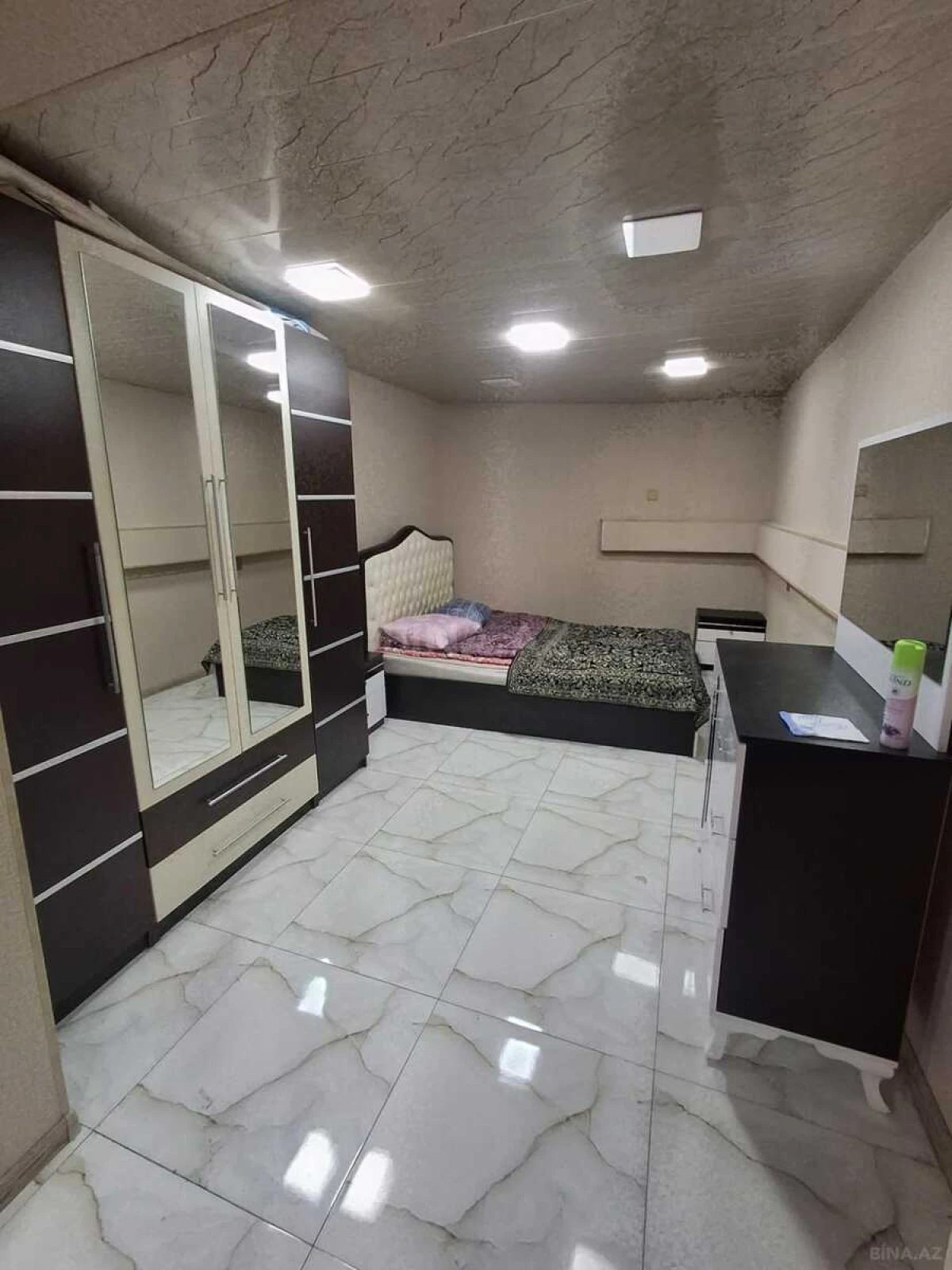 Kirayə verilir 1 otaqlı mənzil 40 m²