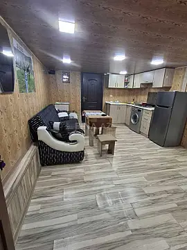 Kirayə verilir 1 otaqlı mənzil 40 m² — Bakı, Memar Əcəmi yanı 1 otaq 40.00 m²
