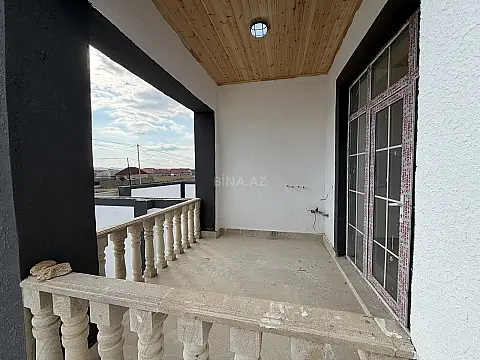 Satılır 3 otaqlı həyət evi 100 m²