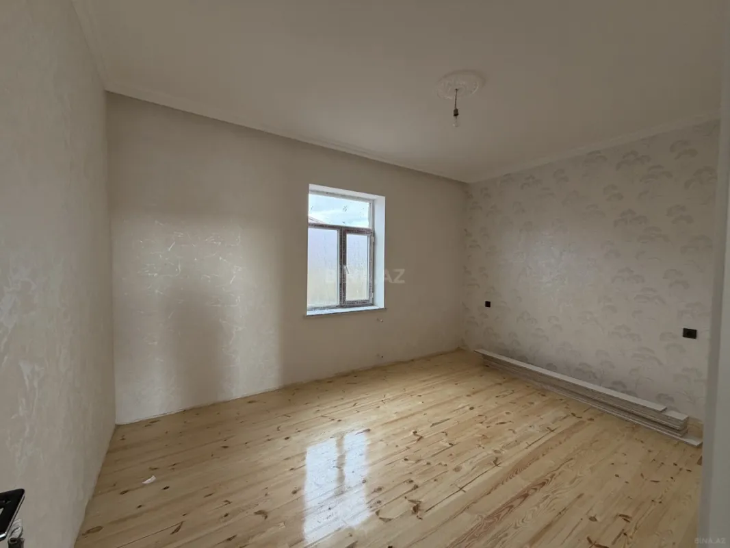 Satılır 3 otaqlı həyət evi 100 m²