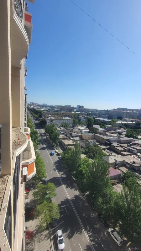 Satılır 4 otaqlı mənzil 227 m²