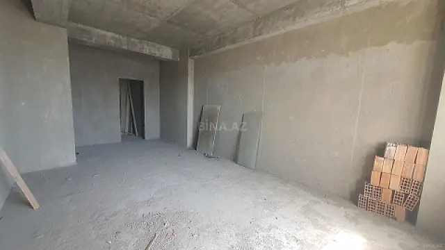 Satılır 4 otaqlı mənzil 227 m²