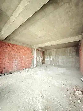 Satılır 2 otaqlı mənzil 75 m²