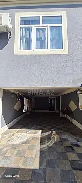 Satılır 5 otaqlı həyət evi 180 m²