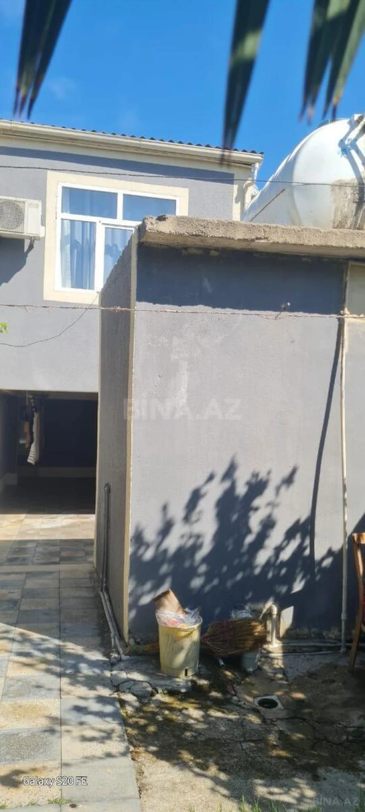 Satılır 5 otaqlı həyət evi 180 m²