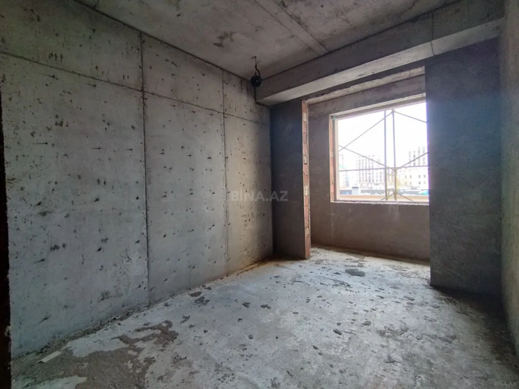 Satılır 3 otaqlı mənzil 133 m²
