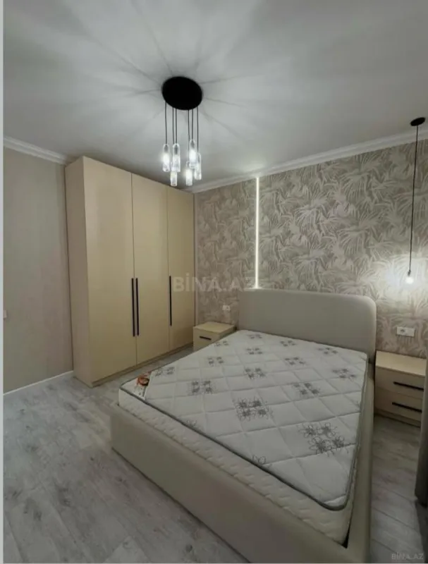 Satılır 3 otaqlı mənzil 95 m²