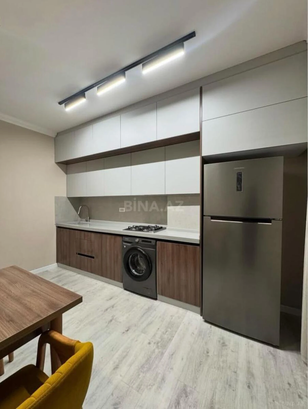 Satılır 3 otaqlı mənzil 95 m²