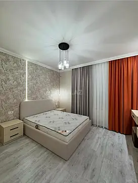 Satılır 3 otaqlı mənzil 95 m²