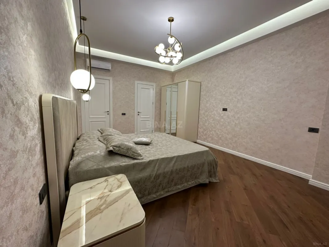 Kirayə verilir 3 otaqlı mənzil 140 m²