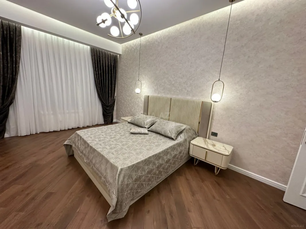 Kirayə verilir 3 otaqlı mənzil 140 m²
