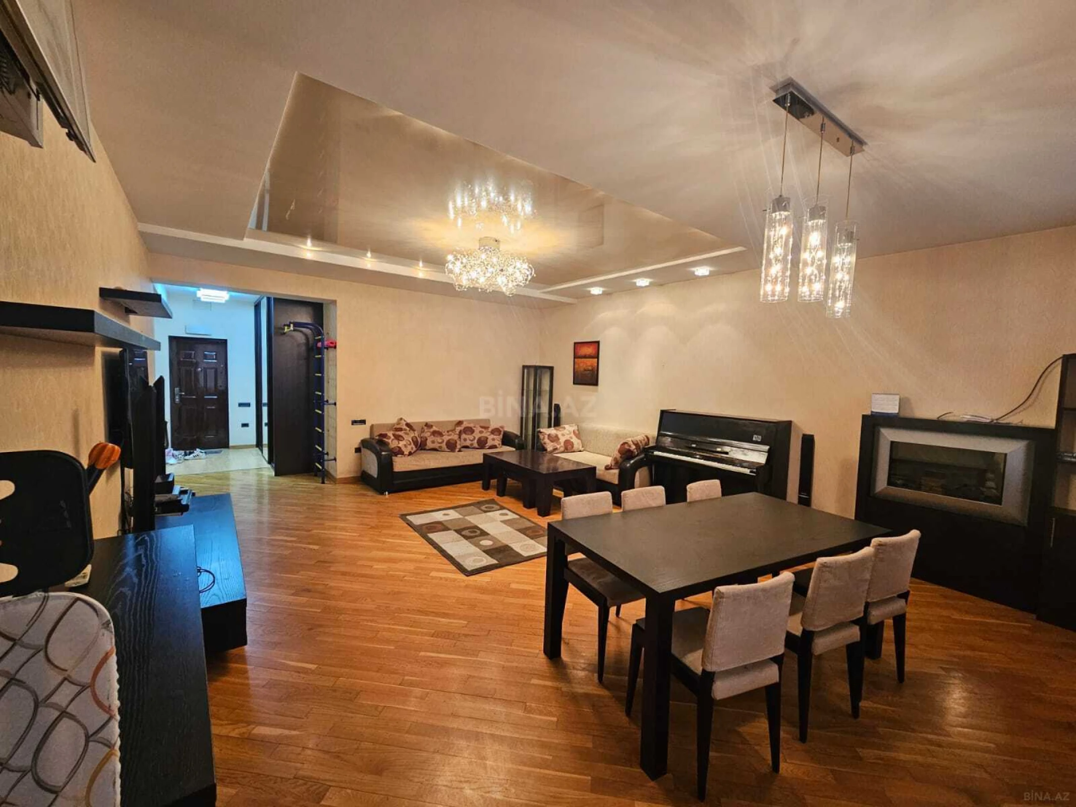 Satılır 2 otaqlı mənzil 110 m²