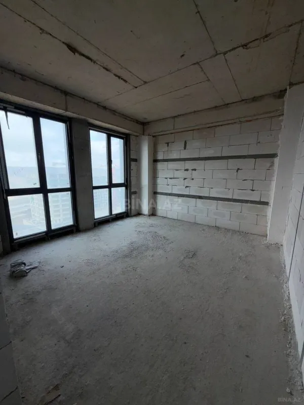 Satılır 2 otaqlı mənzil 65 m²