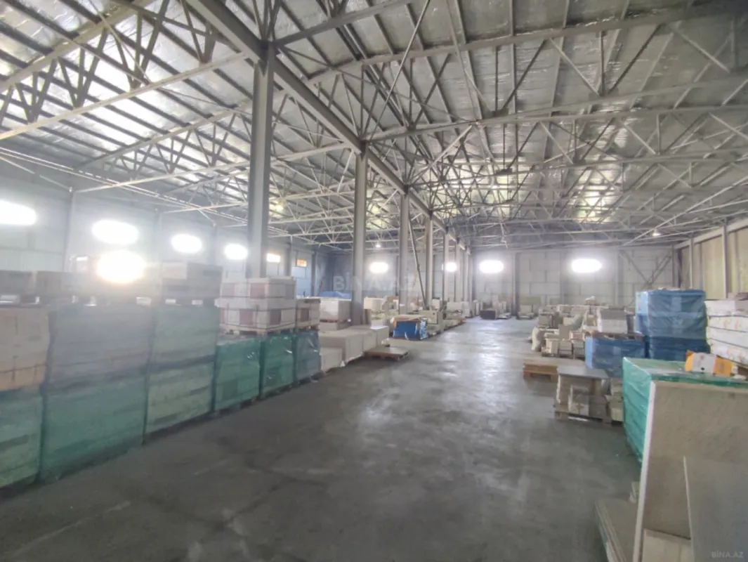 Kirayə verilir obyekt 1000 m²