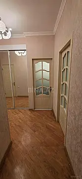 Kirayə verilir 5 otaqlı mənzil 200 m²