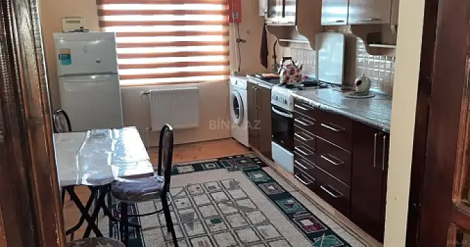 Satılır 4 otaqlı həyət evi 100 m²