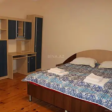 Satılır 4 otaqlı həyət evi 100 m²