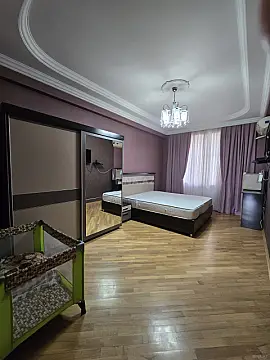 Satılır 3 otaqlı mənzil 110 m²