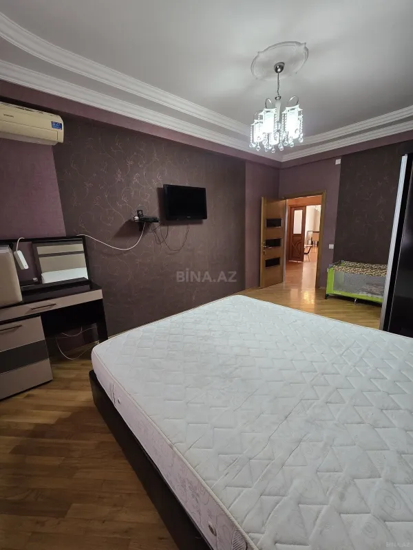 Satılır 3 otaqlı mənzil 110 m²
