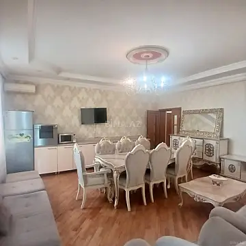 Satılır 3 otaqlı mənzil 110 m²
