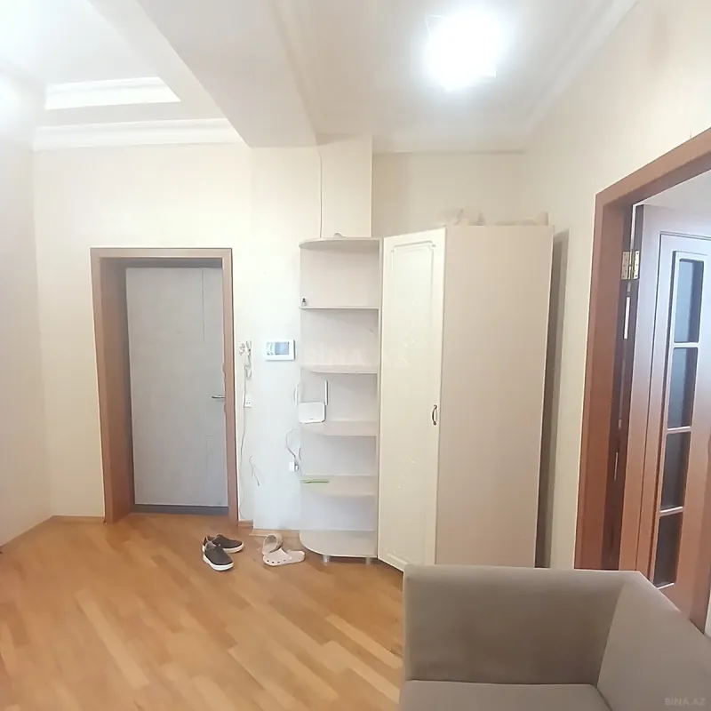 Satılır 3 otaqlı mənzil 110 m²